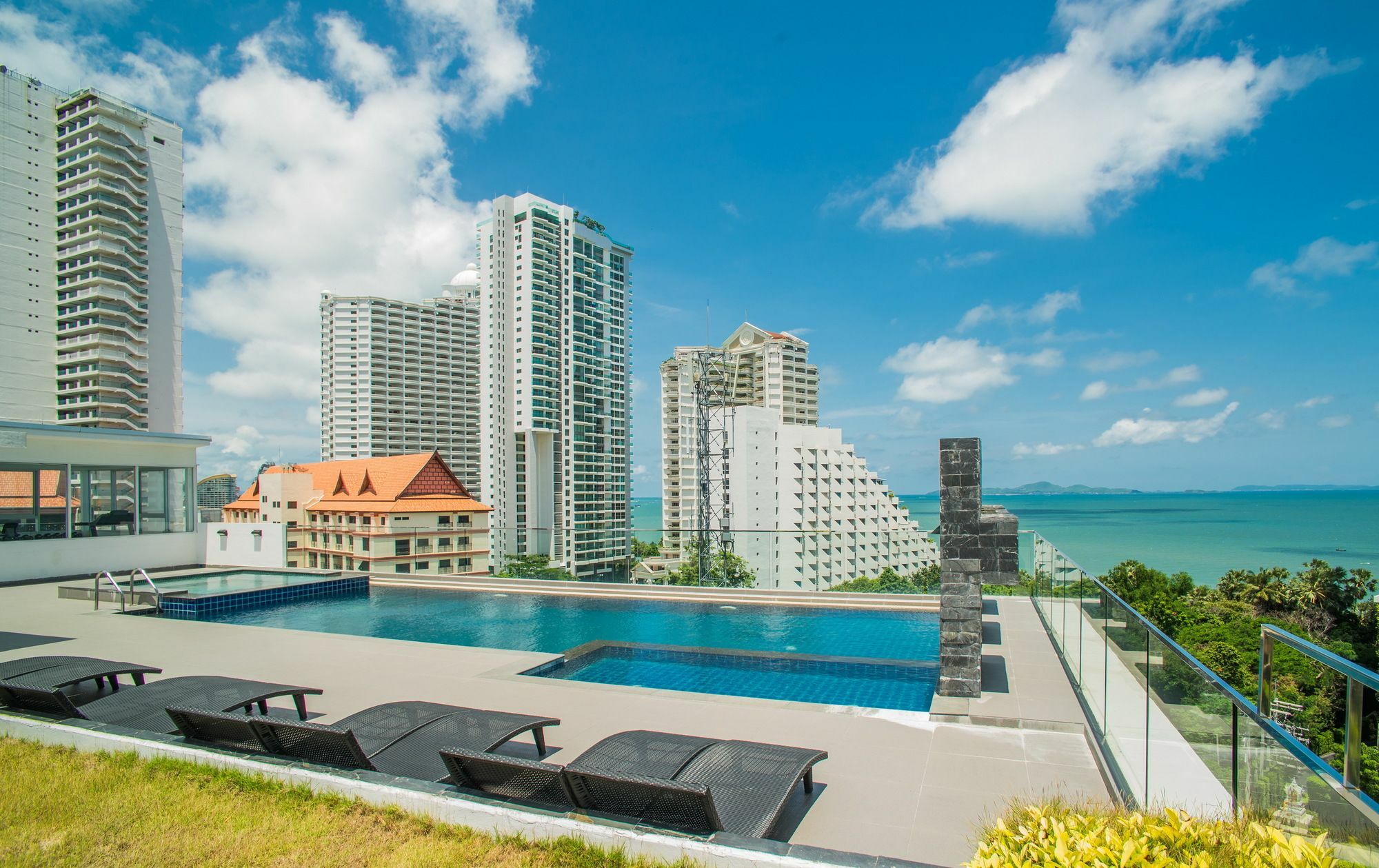 Serenity Condo Wongamat By Patsamon Pattaya Buitenkant foto